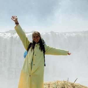 Meet your Posher, Hannah